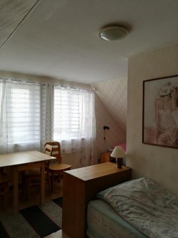 Kullerkupu Hostel Kuressaare Buitenkant foto